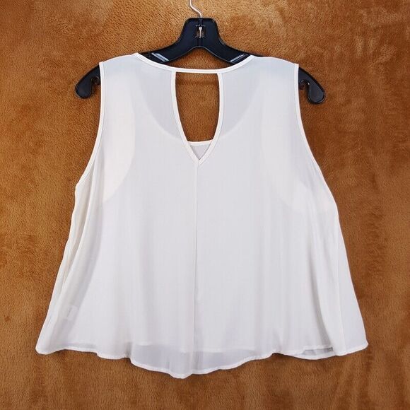 ASTR Womens Top Medium White Pullover Tank Sheer Rhinestone Beaded Sleeveless - Picture 4 of 8